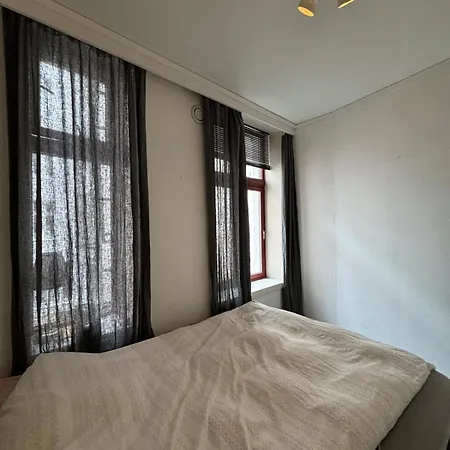 Super Centrally Located In The Center Of Bergen