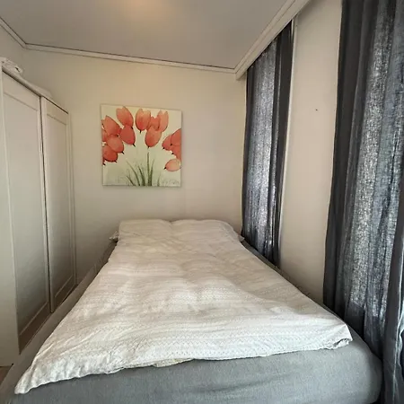 Super Centrally Located In The Center Of Lejlighed *